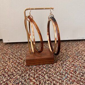 Large gold tone lightweight hoops plastic brown 70s retro statement